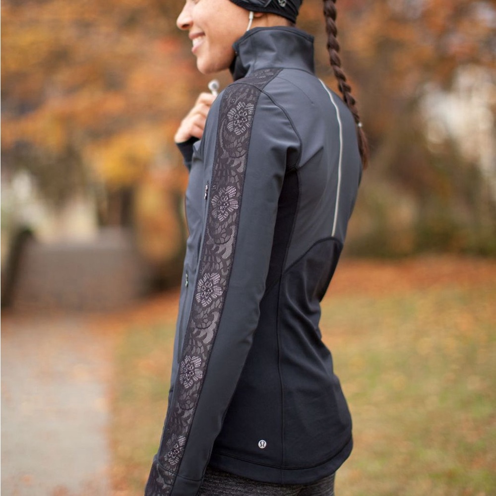Lululemon Run: Draft Dodger Jacket